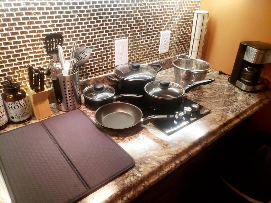 Stylish Suite Tampa Minutes To Hard Rock Casino Mango Exterior foto